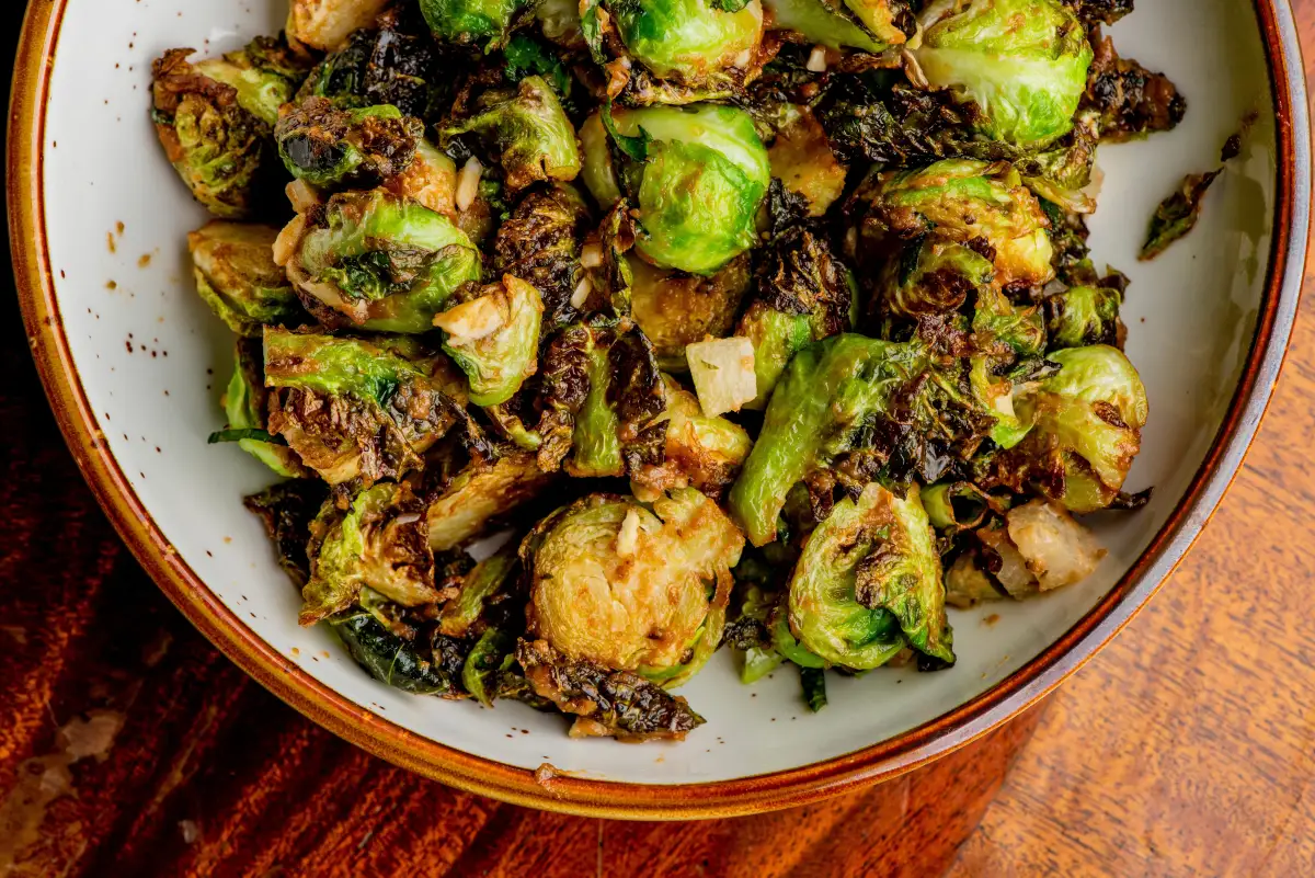 Coles de Bruselas al ajillo: receta paso a paso