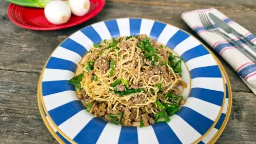 FIDEOS CHINOS CON TERNERA