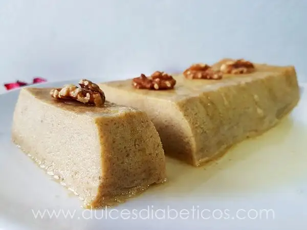 Flan de plátano sin azúcar al microondas
