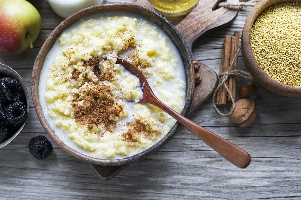 Gachas de mijo con leche: desayuno fácil
