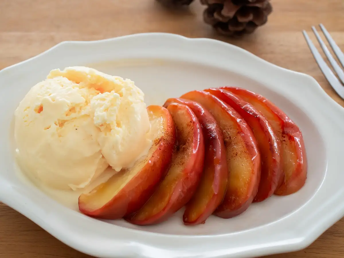 Manzanas horneadas con nueces, miel y canela
