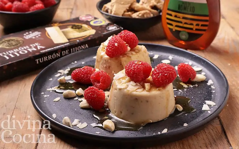 Panna cotta de turrón de Jijona