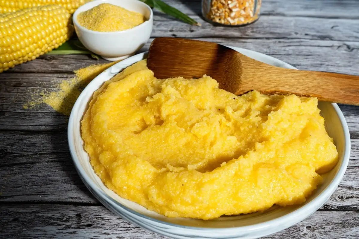 Polenta: un acompañamiento que se prepara en solo 17 minutos
