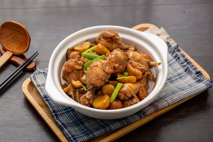 Pollo con castañas: receta perfecta para el otoño
