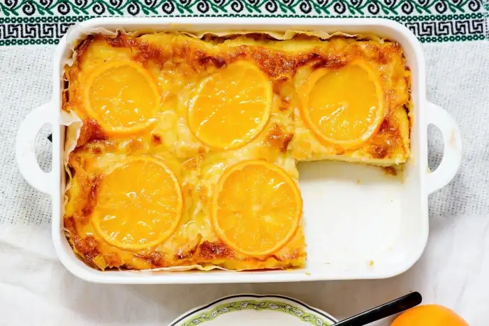 Portokalopita, la receta griega de pastel de naranja y masa filo