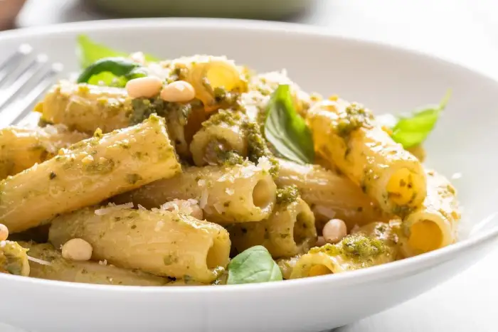 Prepara esta rica pasta al pesto de calabaza