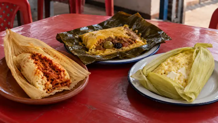 Qué diferencia a los tamales de las hallacas y las humitas