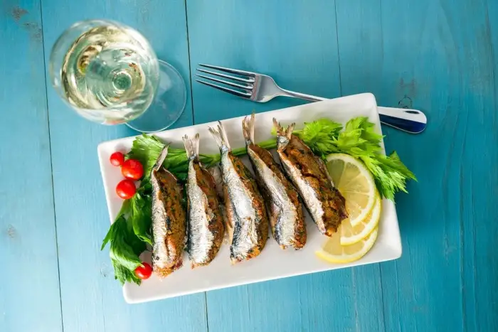 Sardinas rellenas al horno con ajo y perejil