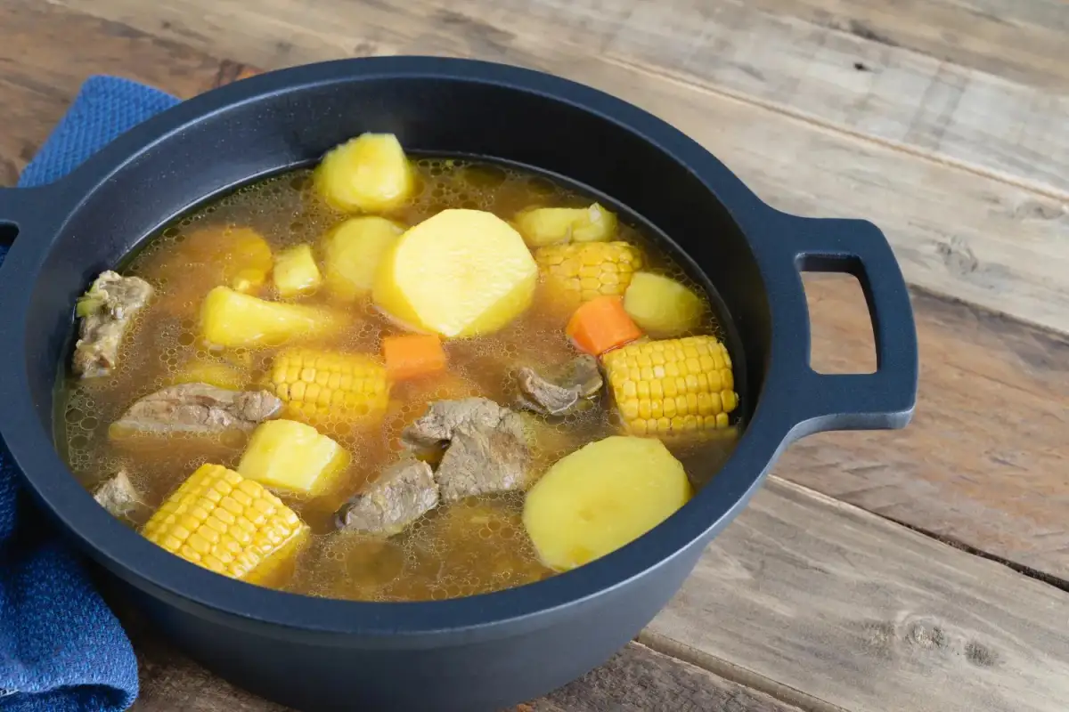 Tipos de sancocho: ingredientes y tradiciones latinoamericanas