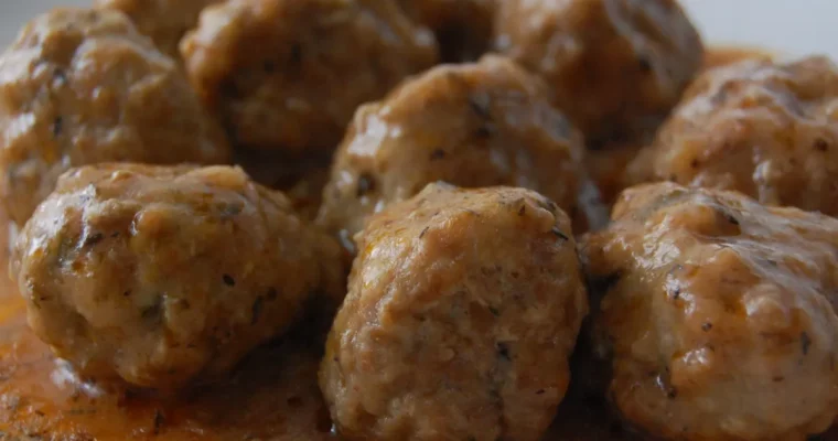 receta de Albóndigas con salsa de almendras y jamón con thermomix