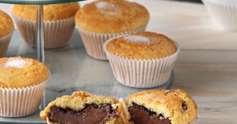 Magdalenas rellenas con MAMBO