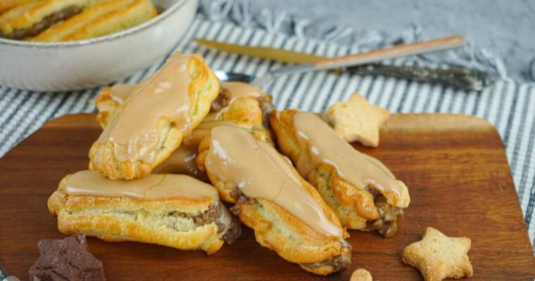receta de Eclairs rellenos de crema de café con glaseado con thermomix