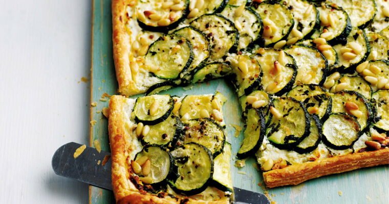 receta de Pastel de calabacín con gratinado de piñones con thermomix