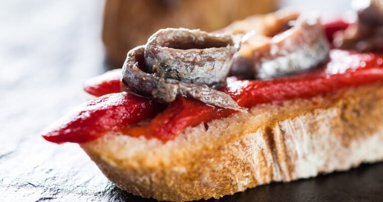 Tostas con Emulsión de Escalivada y Anchoas con monsieur cuisine