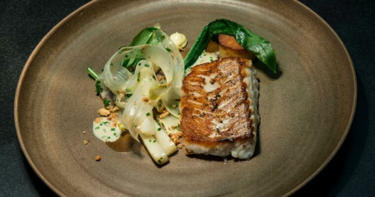 Bacalao con espárragos blancos con olla GM