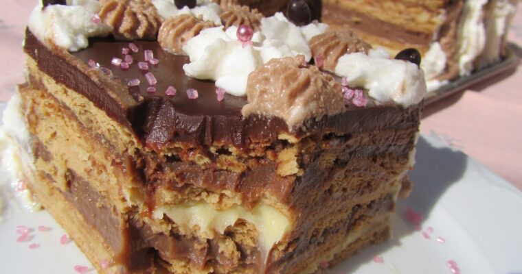 Tarta de galletas y crema Kinder con MAMBO