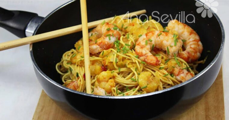 Noodles con gambas al curry con MAMBO