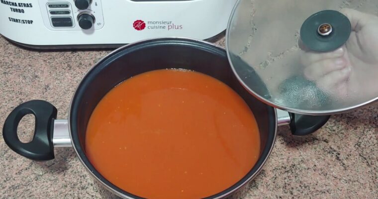 Sopa Cremosa de Tomate con monsieur cuisine