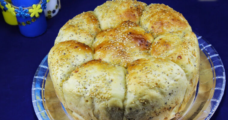 Pan de cebolla con olla GM