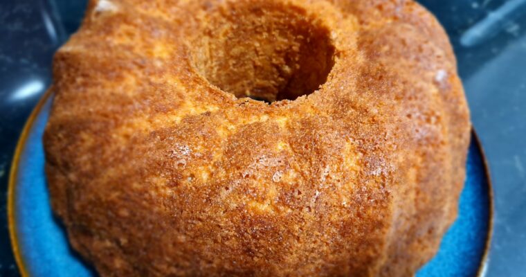 receta de Bizcocho de naranja con almíbar de miel y naranja con thermomix