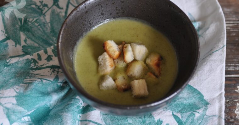 receta de Crema de brócoli con guindilla con thermomix