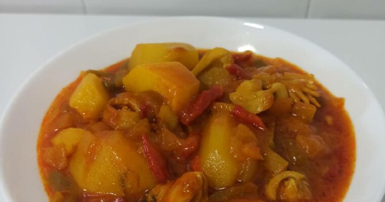 Patatas guisadas con chocos con olla GM