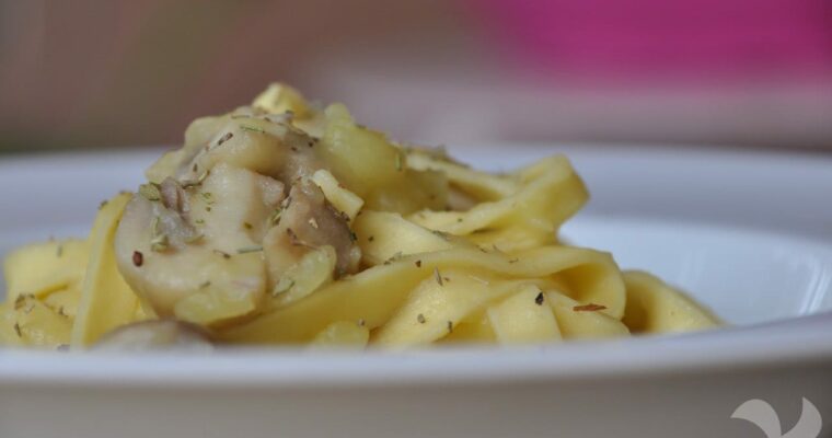 receta de Pasta con champiñones y patata con thermomix