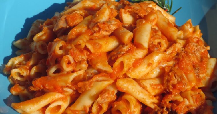 Atún con tomate con olla GM