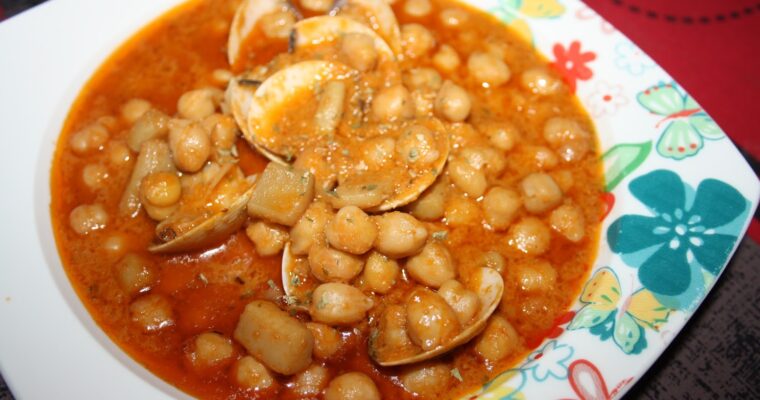 Garbanzos con chirlas con olla GM