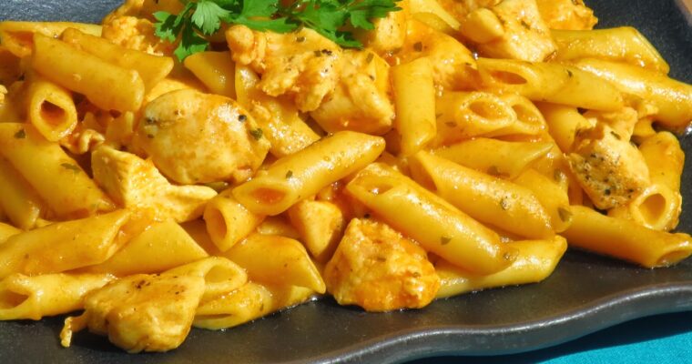 Macarrones con pollo con olla GM