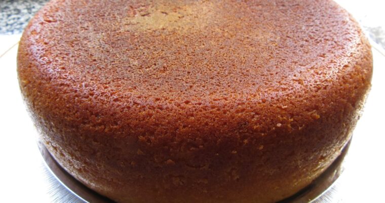 Bizcocho de limón glaseado con olla GM