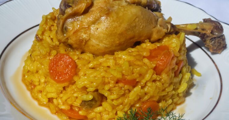Sopa de arroz con pollo y verduras con olla GM