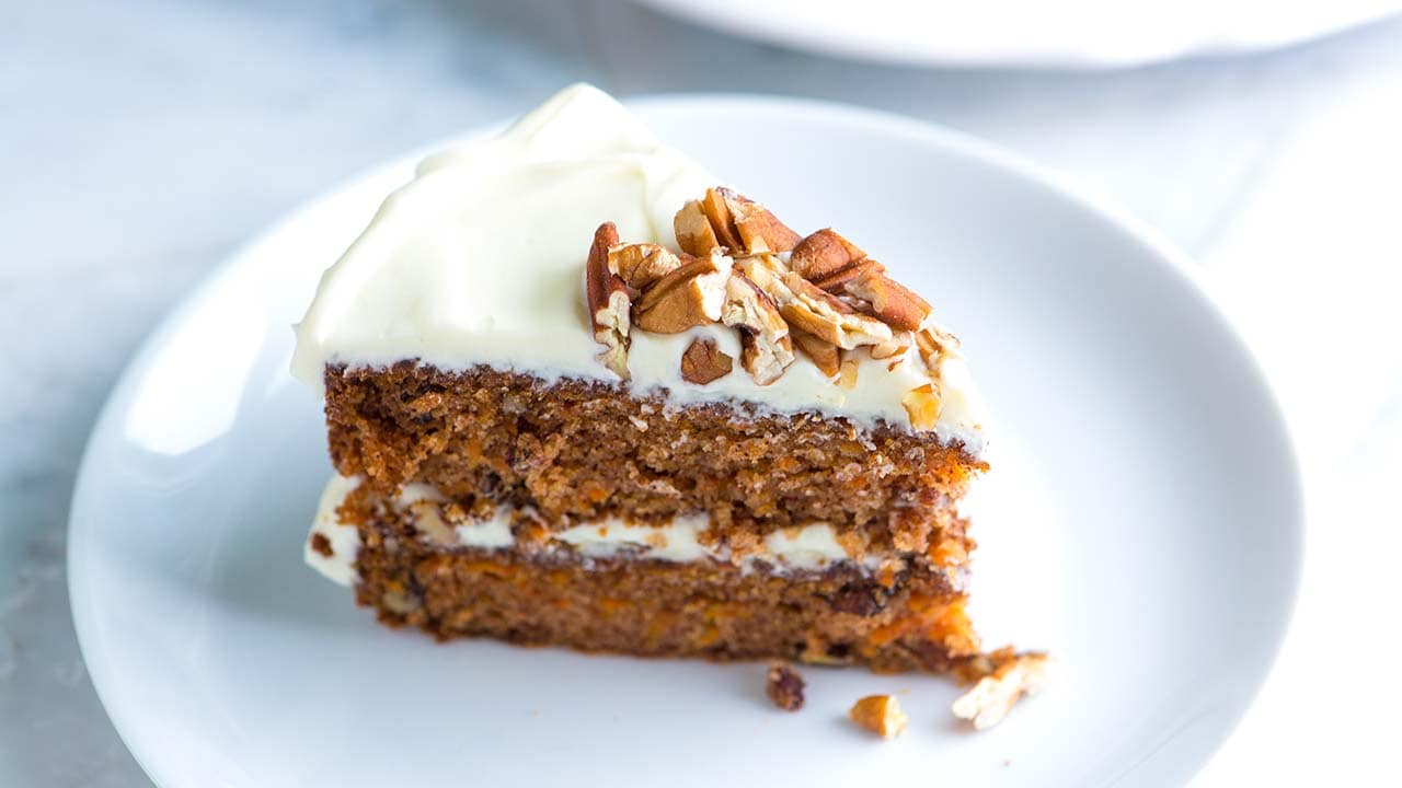 Deliciously Healthy: Try our Recipe for Carrot and Broccoli Cake with Monsieur Cuisine