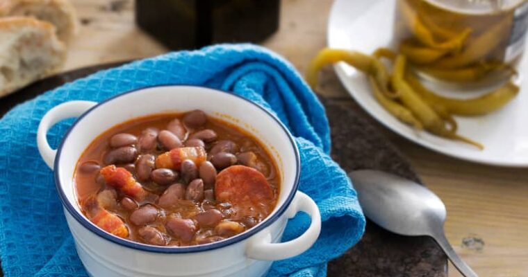 Delicious and Easy Recipe: Alubias Pintas con Vino Tinto with Thermomix