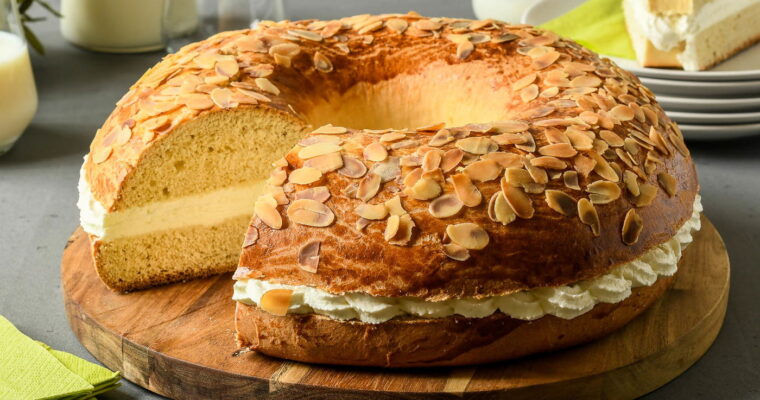 Corona de La Almudena con MAMBO