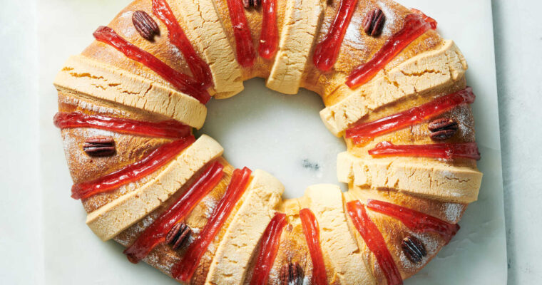Indulge in a Eggless Twist: Discover the Delicious Roscón de Reyes without Eggs using the GM Pot