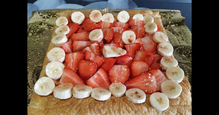 Tarta de Hojaldre con Crema y Frutas con MAMBO