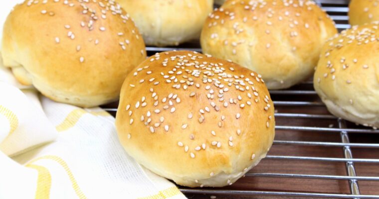 Pan de hamburguesa caseros con MAMBO