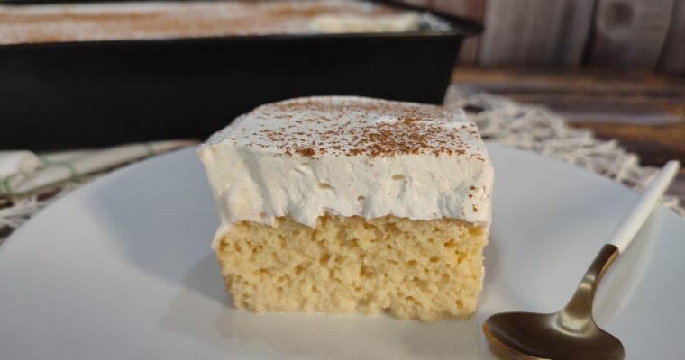 Torta o pastel tres leches con MAMBO