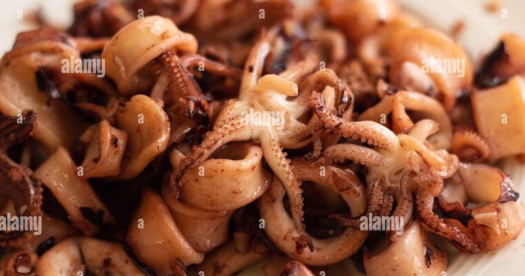 Delight Your Taste Buds with a Traditional Recipe: Carrilleras en Salsa a la Antigua with Thermomix