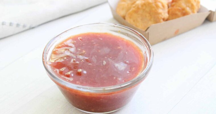 Discover the secret to the perfect homemade tomato salsa con mambo