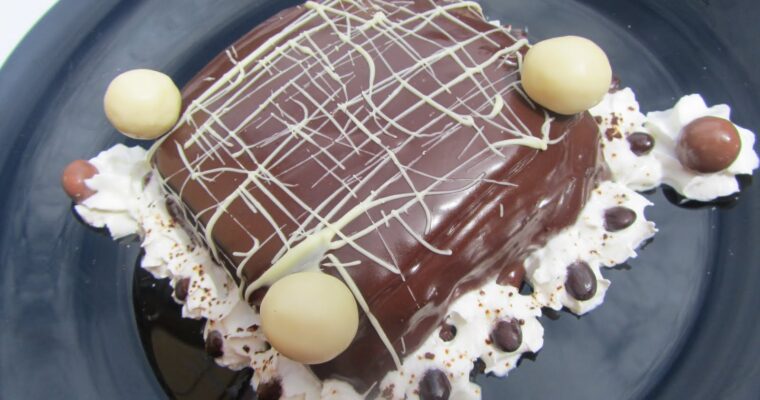 Indulge in Chocolate Heaven with Natillas de Chocolate con Mambo