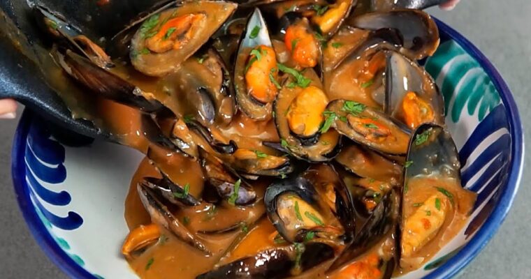 Mastering the Art of Cooking Mejillones a la Vinagreta with Monsieur Cuisine