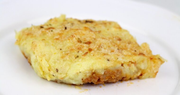 Step into Spanish Cuisine with Pastel de Carne y Patata con MAMBO