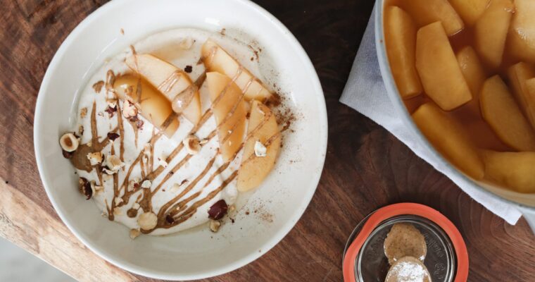 Delicious and Nutritious: Discover the Perfect Combination of Yogurt and Apple with Monsieur Cuisine