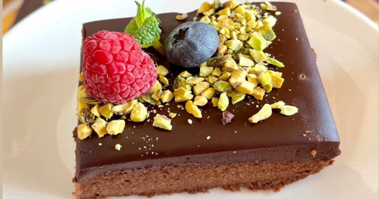 Deliciously Creamy and Decadent: Try This Thermomix Recipe for Mascarpone and Chocolate Dessert
