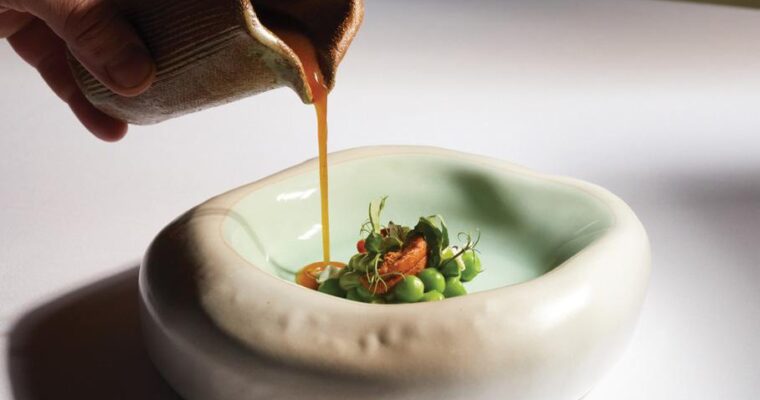 Elevate Your Culinary Skills with Coca de Hortalizas con MAMBO: A Delicious Twist on Traditional Recipe