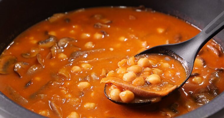 Cooking Made Easy: Try Potaje de Acelgas with Olla GM for a Quick and Healthy Meal