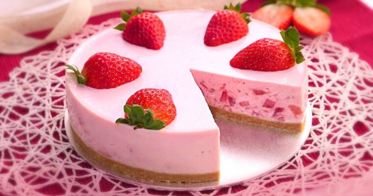 Deliciosamente refrescante: Aprende a preparar una exquisita Tarta de yogur y fresas con Thermomix