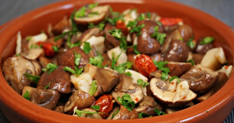 Discover the Mouthwatering Recipe for Tortilla de Champiñones al Ajillo with monsieur cuisine